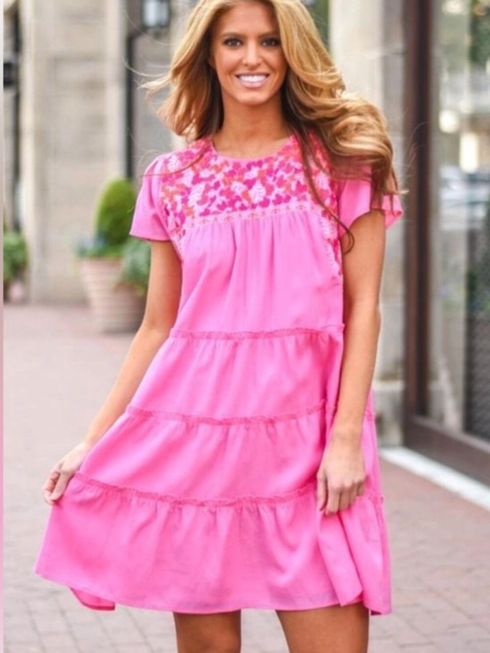 J. Marie Pink Embroidered Tiered Dress Size Small Boho Floral Linen Blend